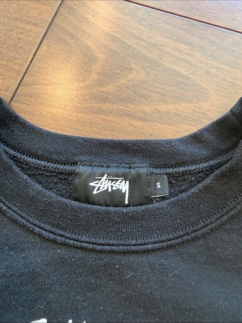 Stussy Black Crewneck Sweatshirt with Red Rose Graphic - Picture 4 of 6